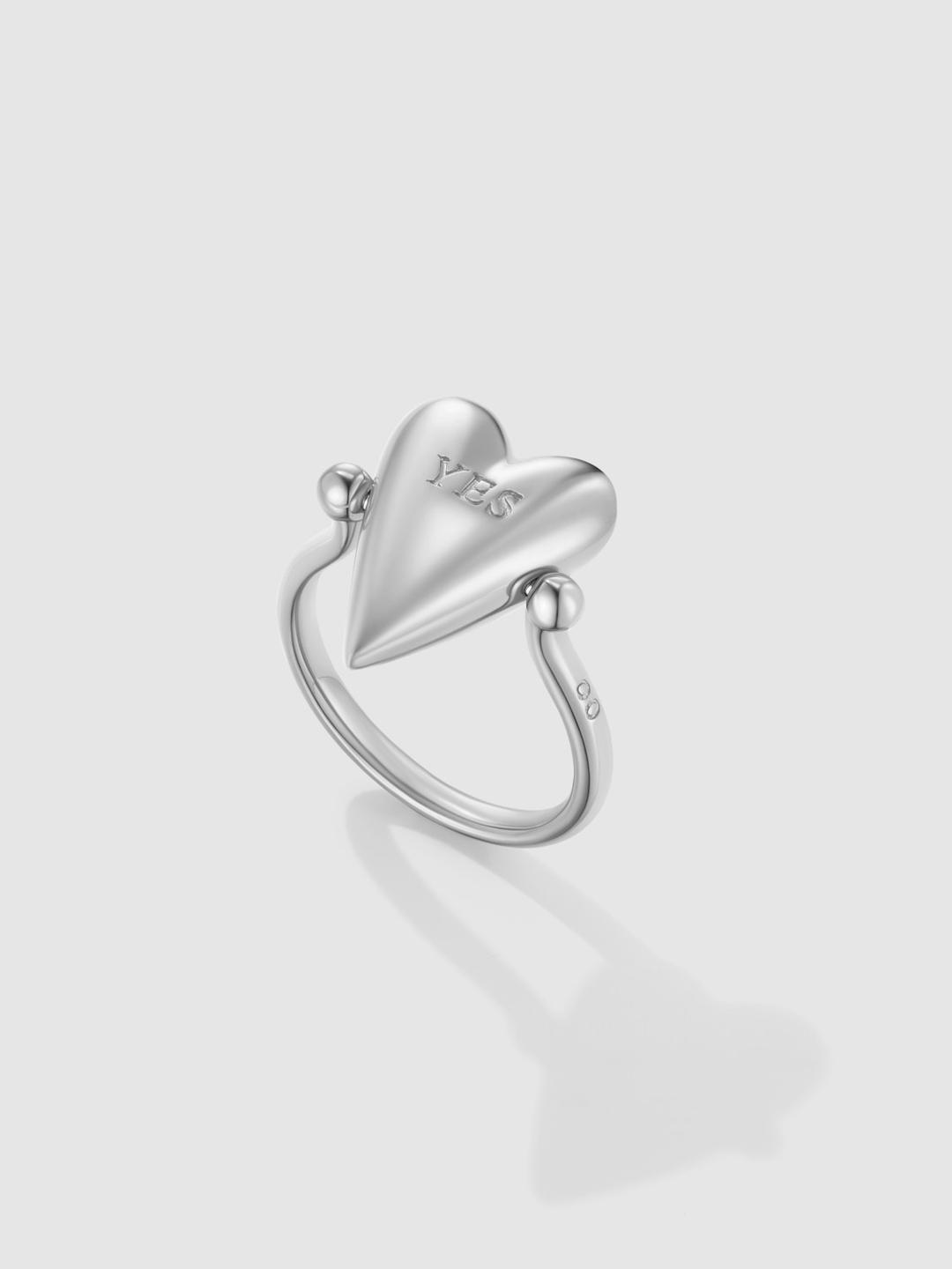 Heart of Avgvst Flip Ring