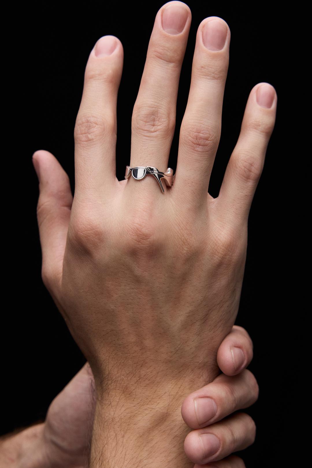 Avgvst x Crosby Studios Glasses - Comb - Heels Ring