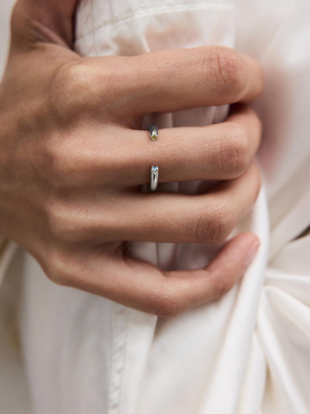 Avgvst x J.Kim Tube Ring White Gold