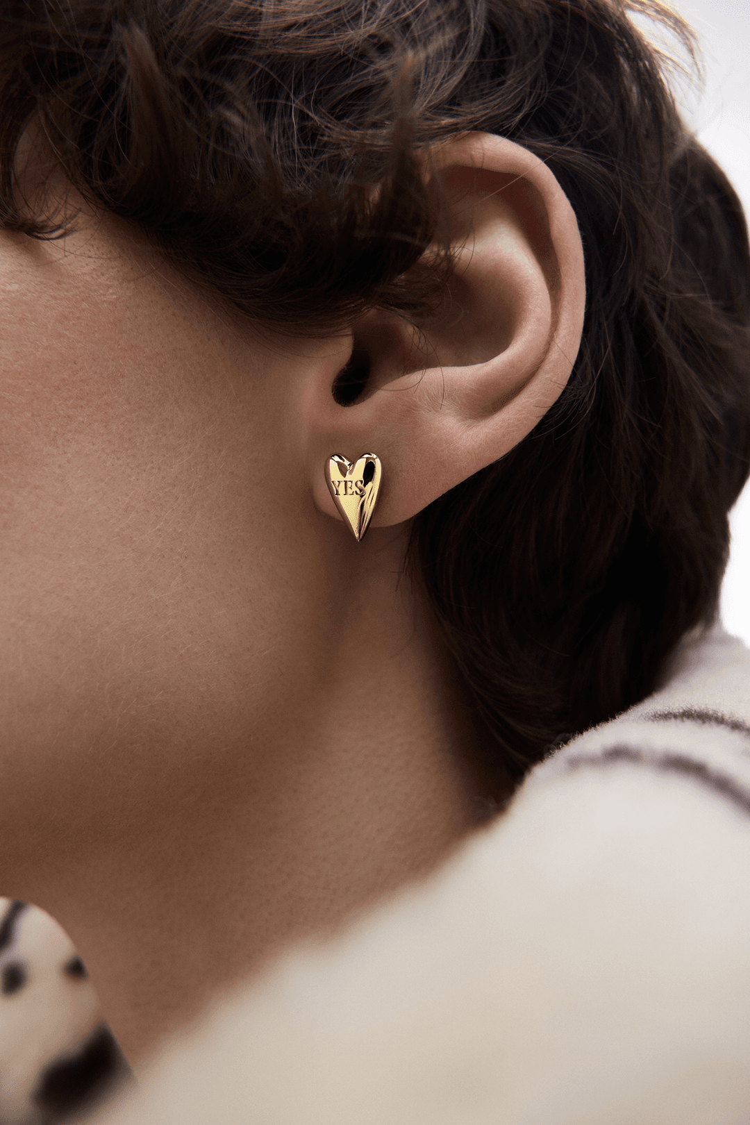 Yes-no Heart Studs Gold Vermeil
