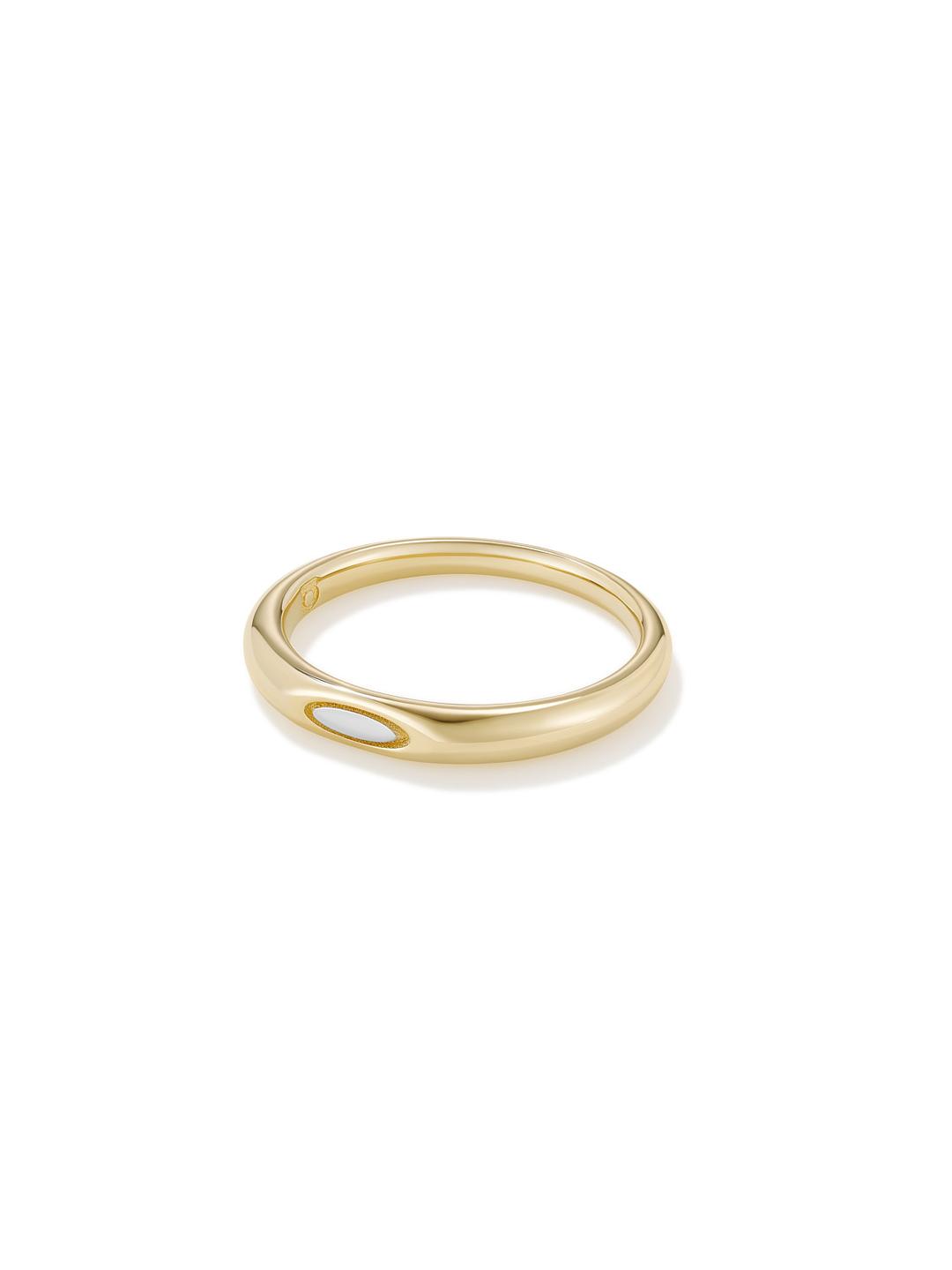 Stem Cut Band in Yellow Gold