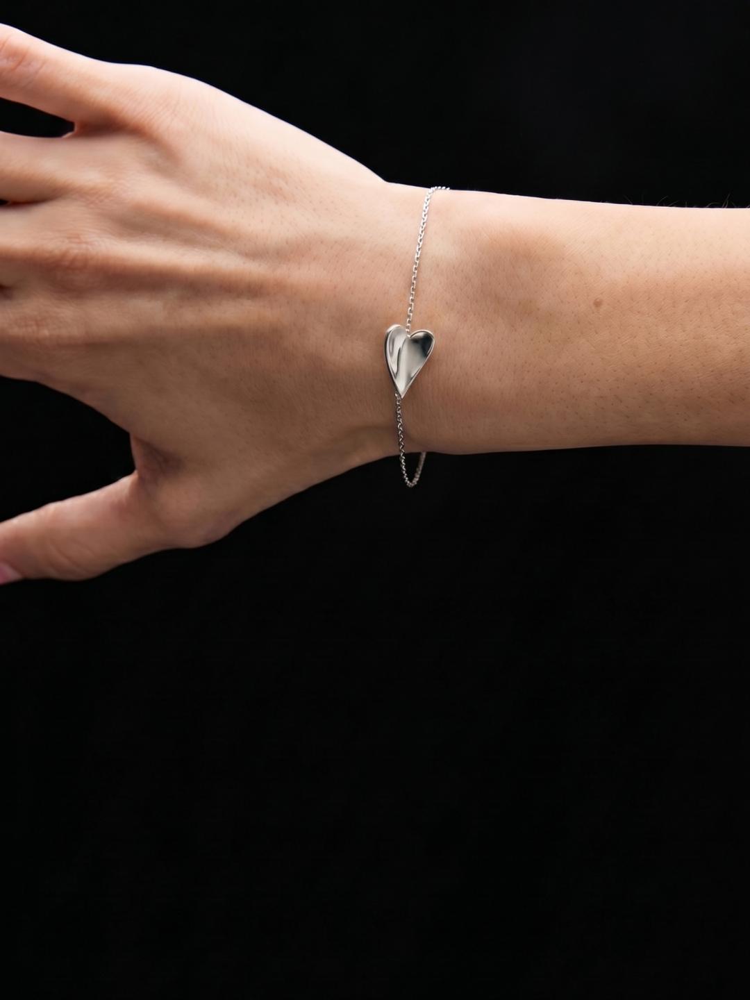 Sailing Heart Bracelet
