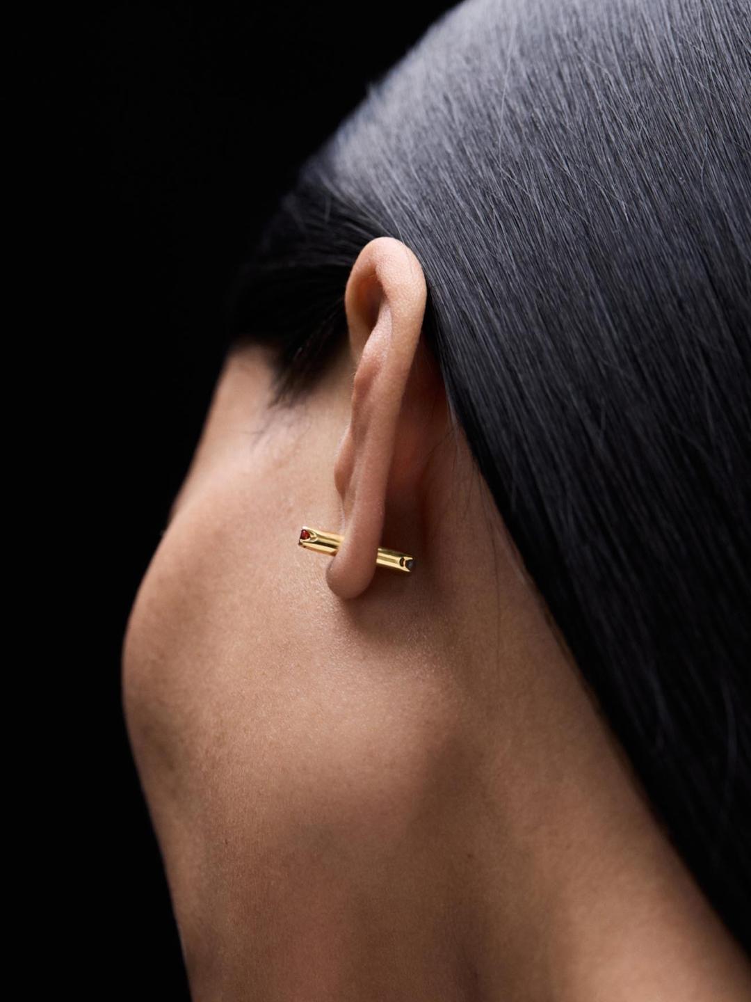 Avgvst x J.Kim Tube Flip Stud Gold Vermeil