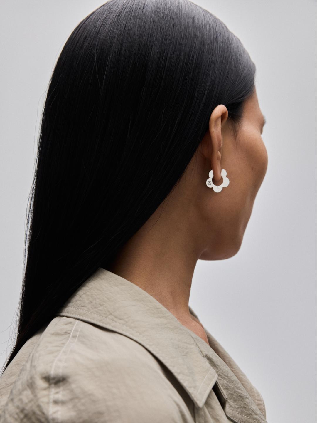 Avgvst x J.Kim Embrace Petal Hoops
