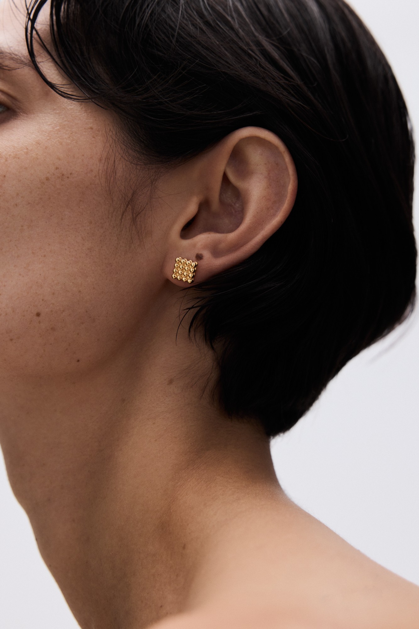 Beads Console Stud Gold Vermeil