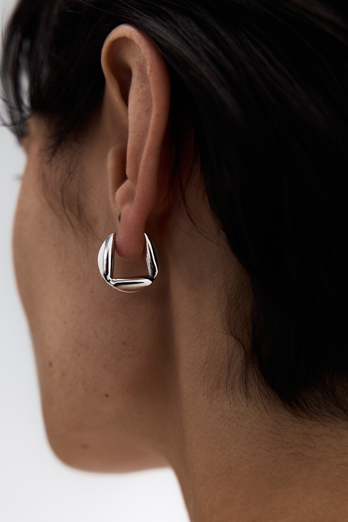 Third Contact Hoop