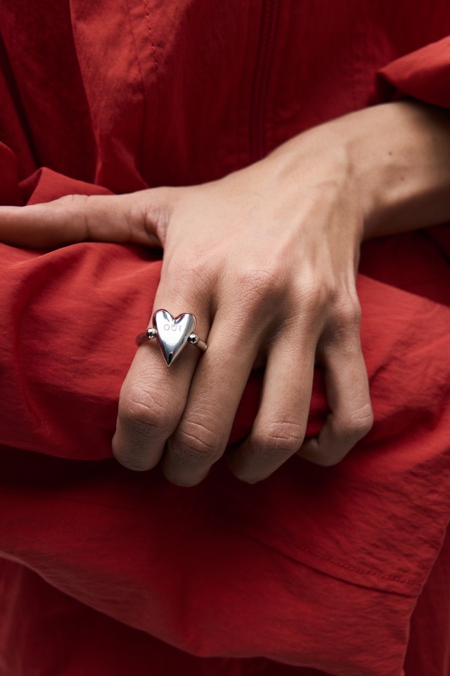 Oui/Non Flip Ring