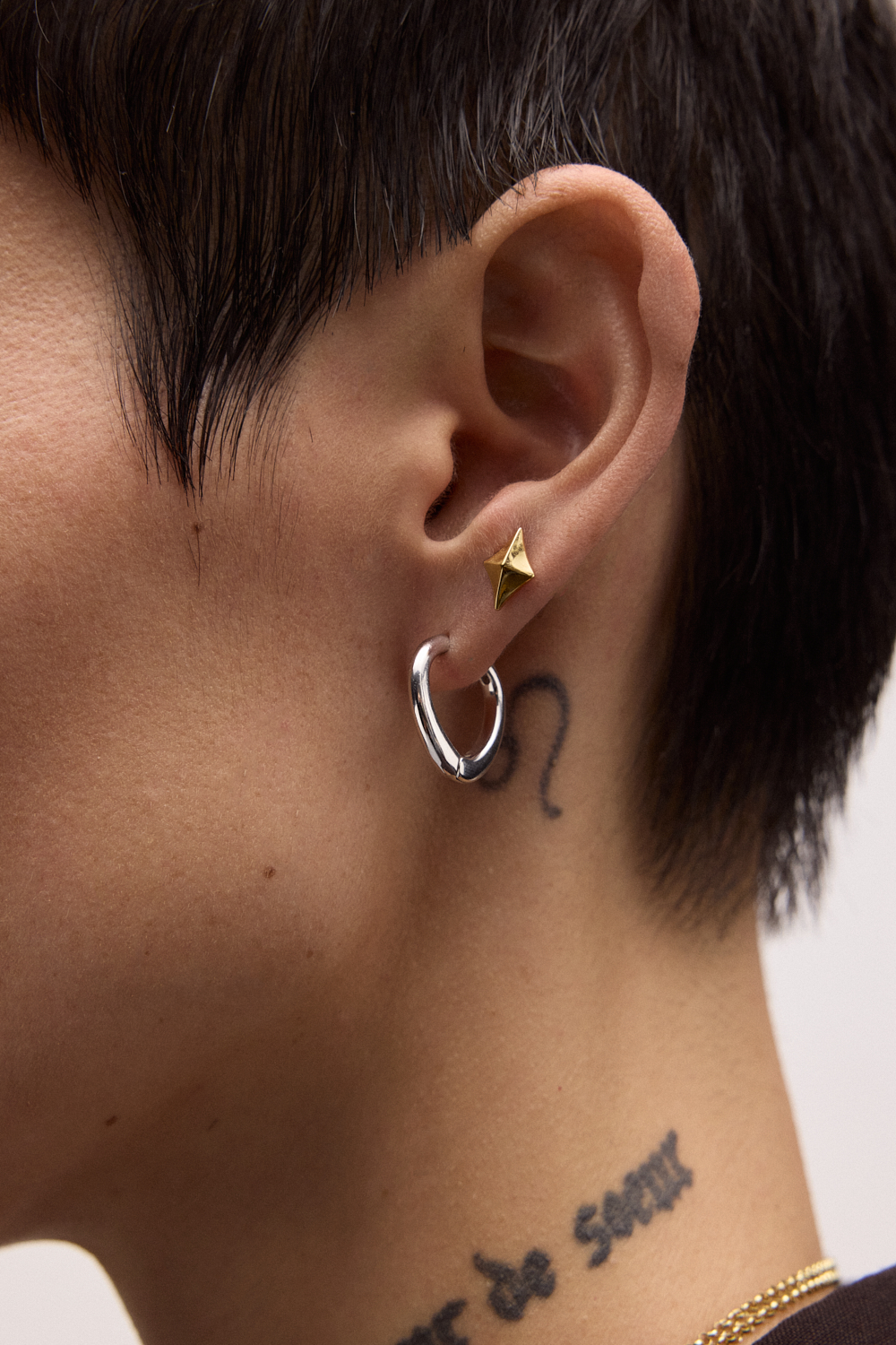 Jewelry Earring Huggie Earrings Maria Black Disrupted Earring